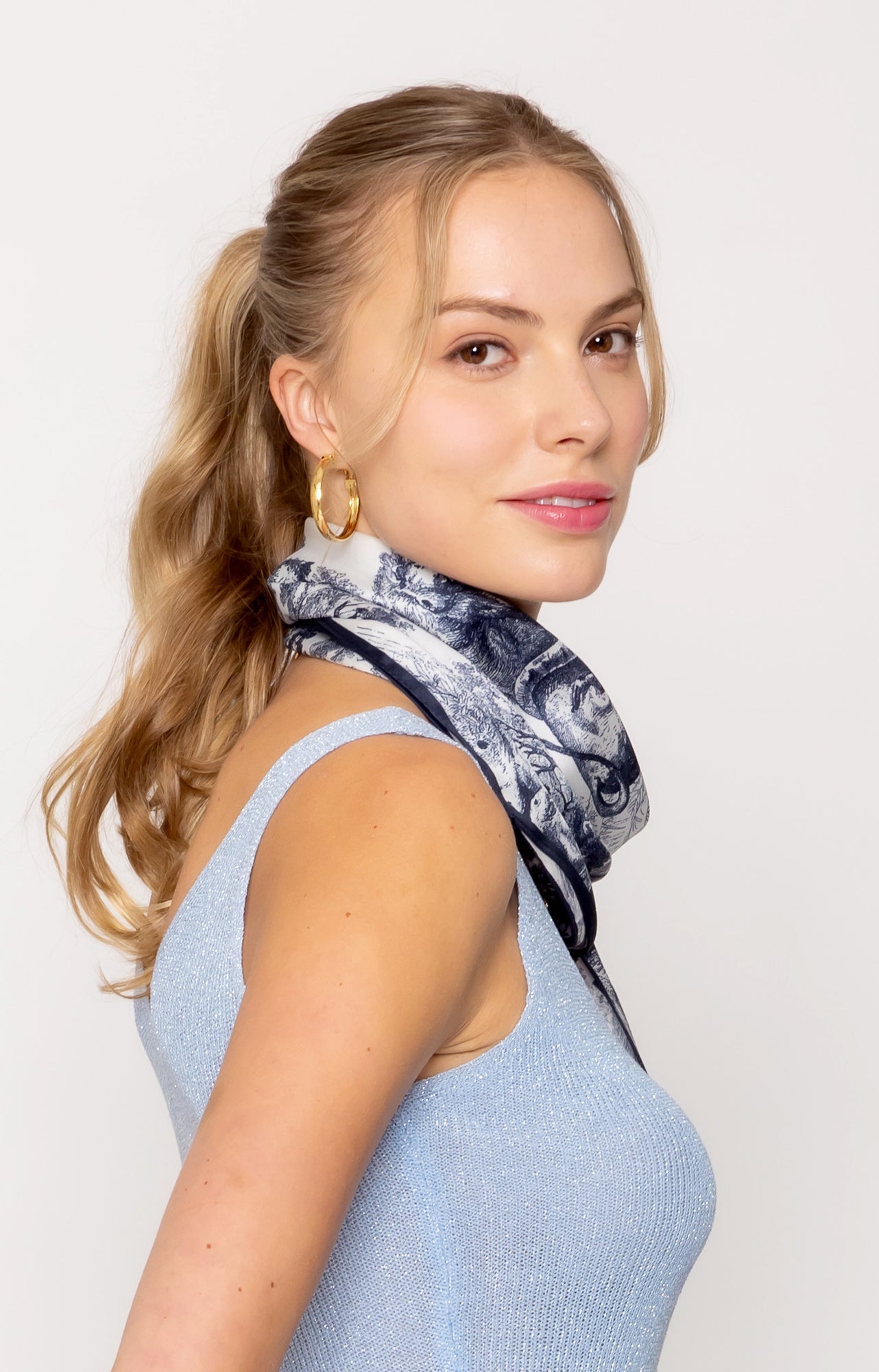 Diamond Shape Scarf