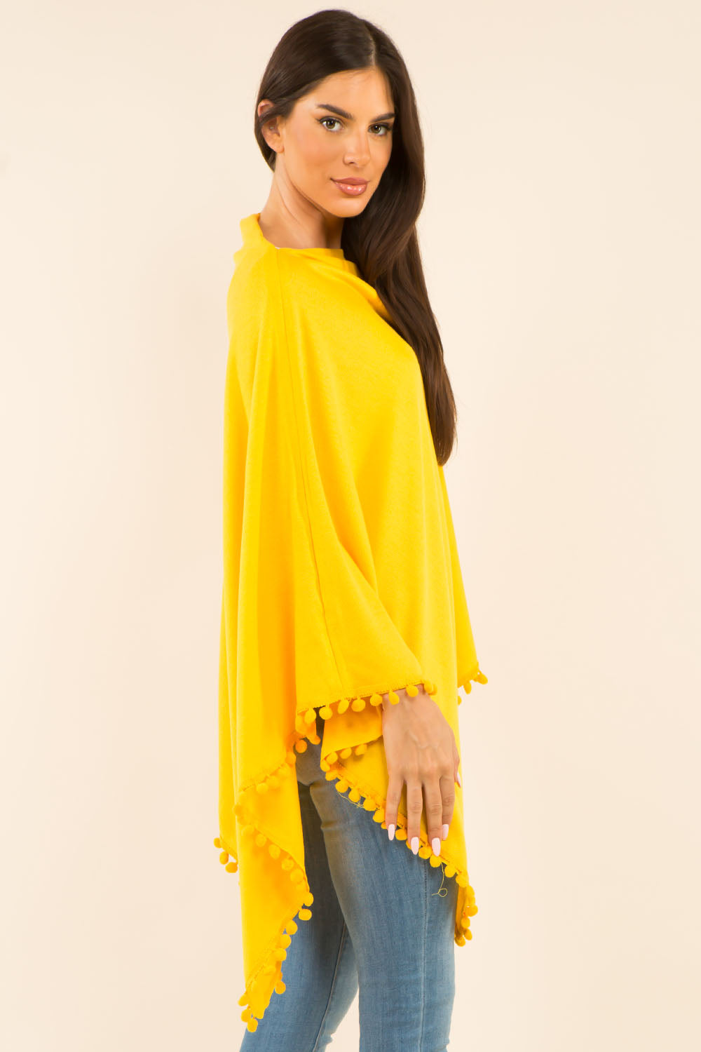 Pom Pom Poncho