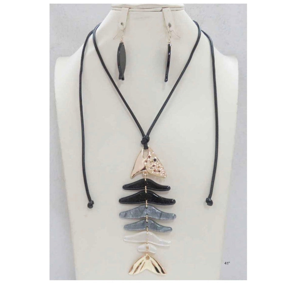 Marullo Necklace