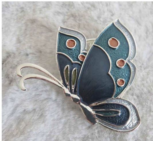 Dana Brooch