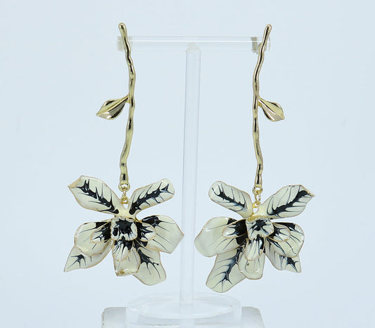 Stem Flower Earring