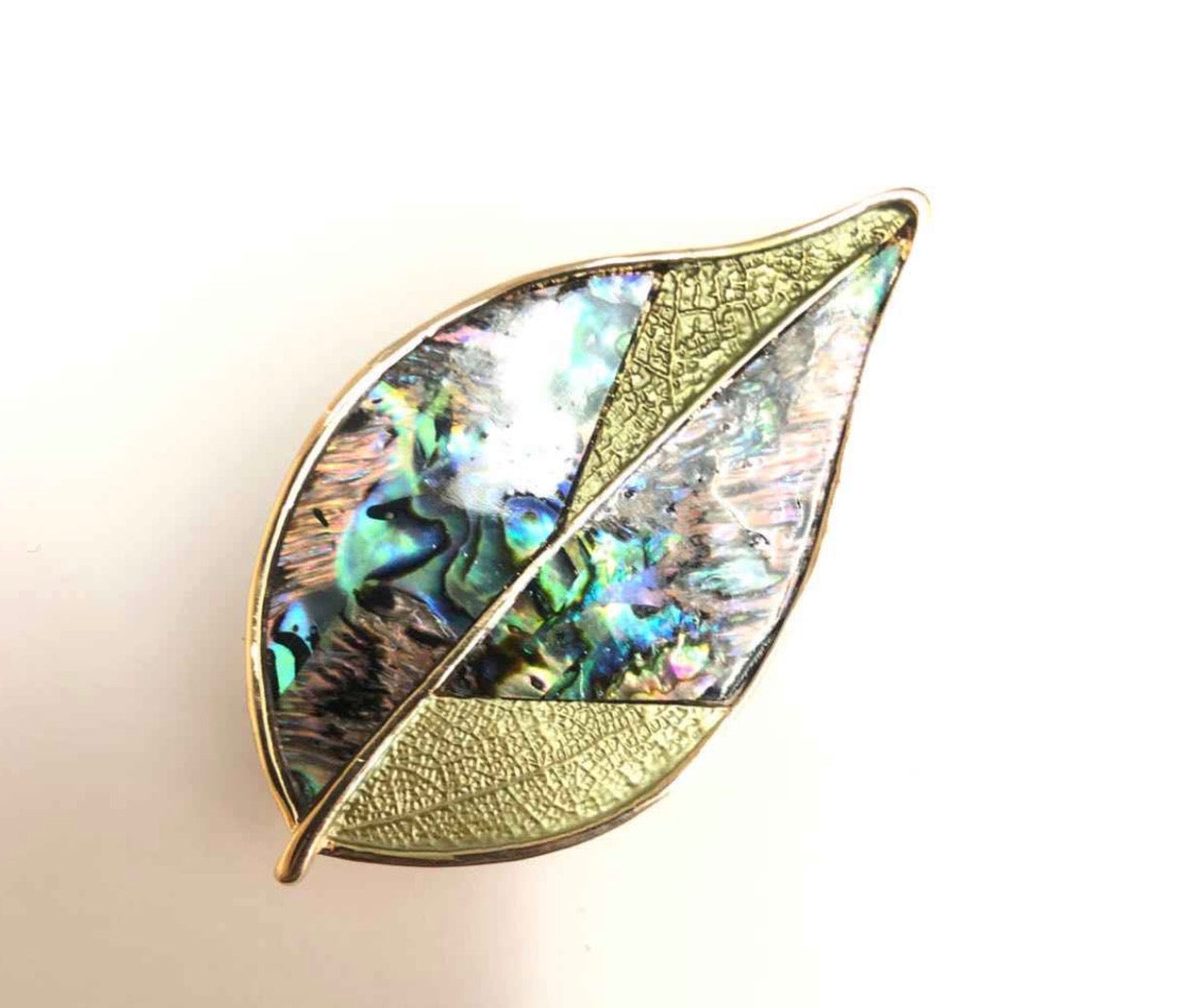 Leaf Magnetic Pin