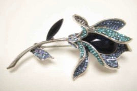 Solitary Brooch