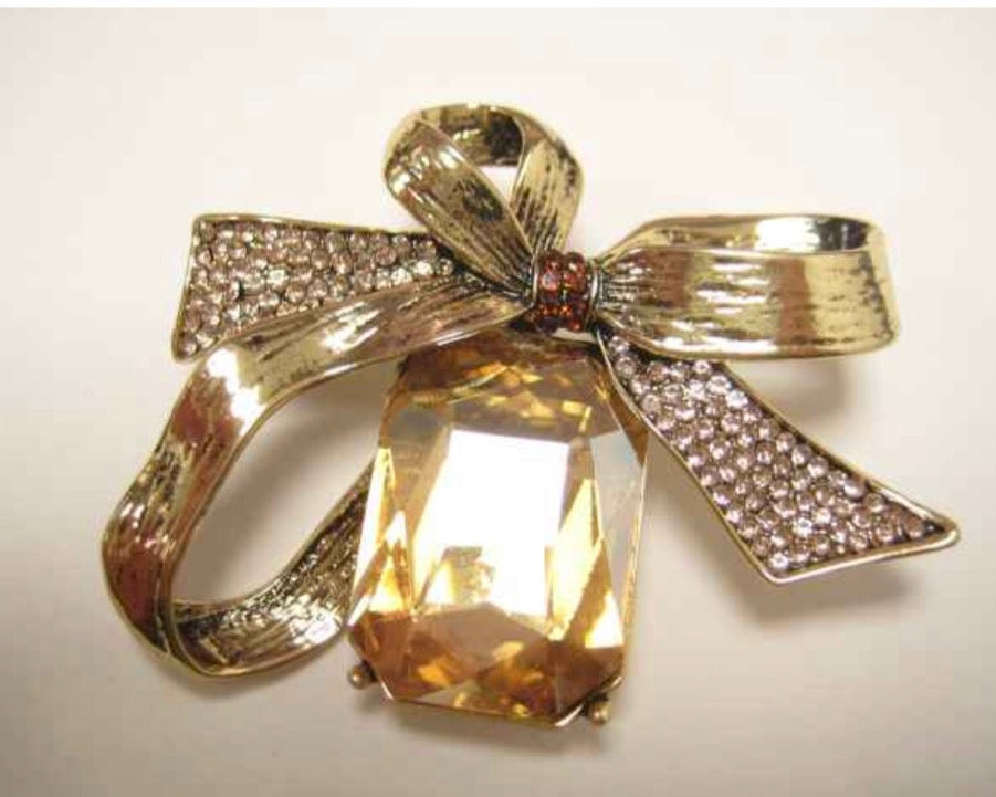 Bow Brooch