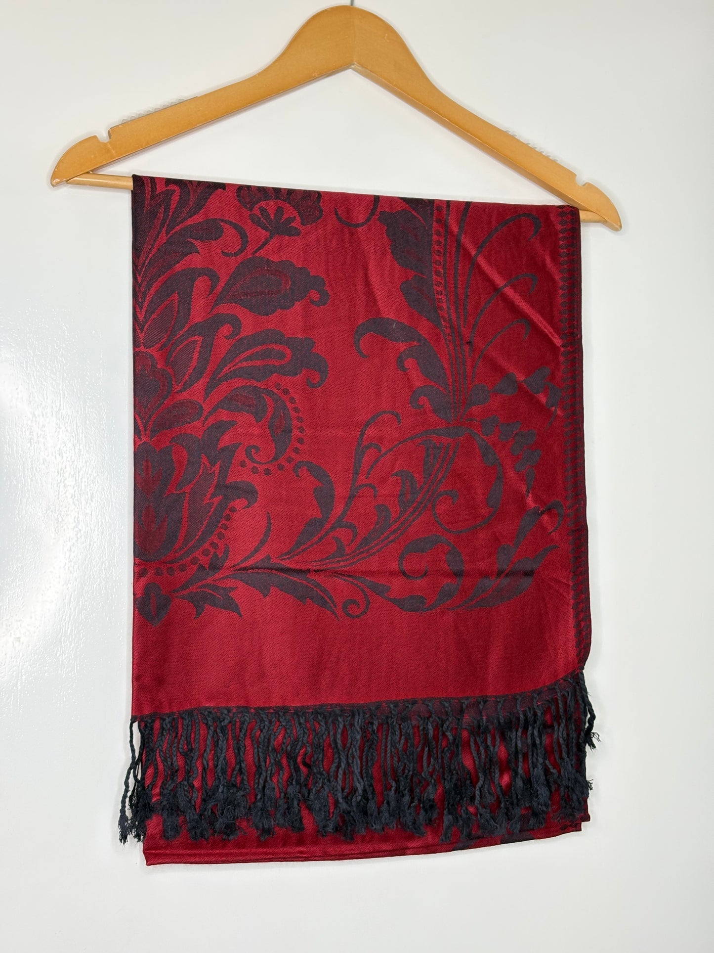 Delicate Border Pash