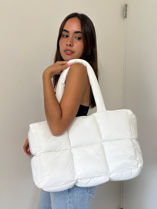 Cloudy Bag
