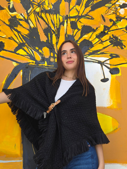 Triangle Buckle Shawl